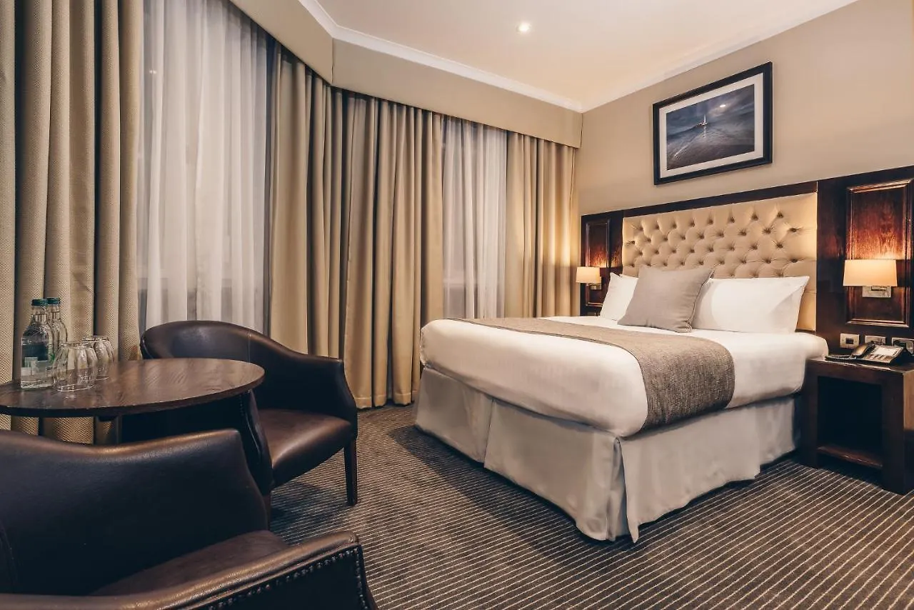 County Hotel & County Aparthotel Newcastle